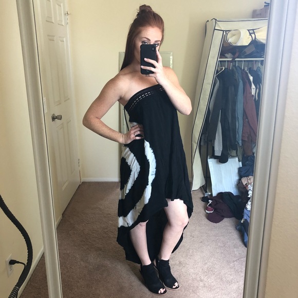 High Low Strapless Dress w/ Tiedye Bullseye design - Picture 2 of 3